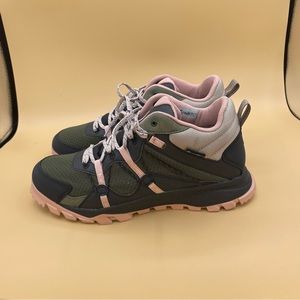 NEW Timberland Garrison Trail Women’s Hiking shoes black size 11